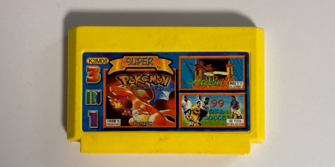 3 in 1 - Pokemon Red, Aladdin, Soccer 99